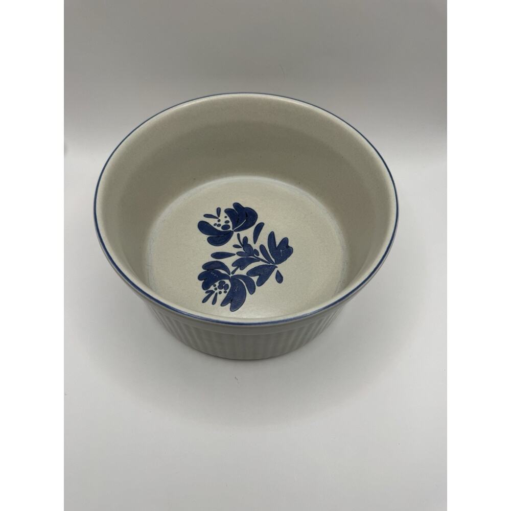 Pfaltzgraff Stoneware Yorktowne #408 Souffle Deep Dish Casserole